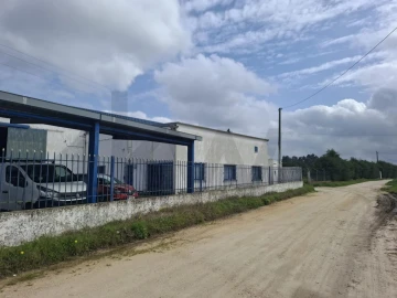 Armazém para Venda em Pegões