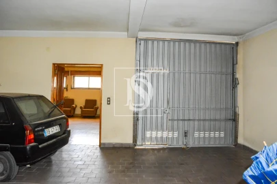 Moradia T4 para Venda em São João Baptista e Santa Maria dos Olivais