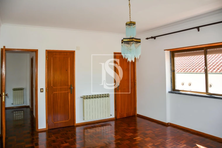 Moradia T4 para Venda em São João Baptista e Santa Maria dos Olivais Foto 6