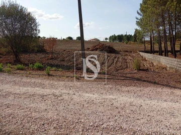 Terreno para Venda em Serra e Junceira