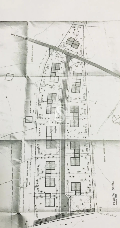 Terreno para Venda em Serra e Junceira