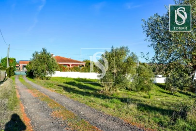 Terreno para Venda em São João Baptista e Santa Maria dos Olivais