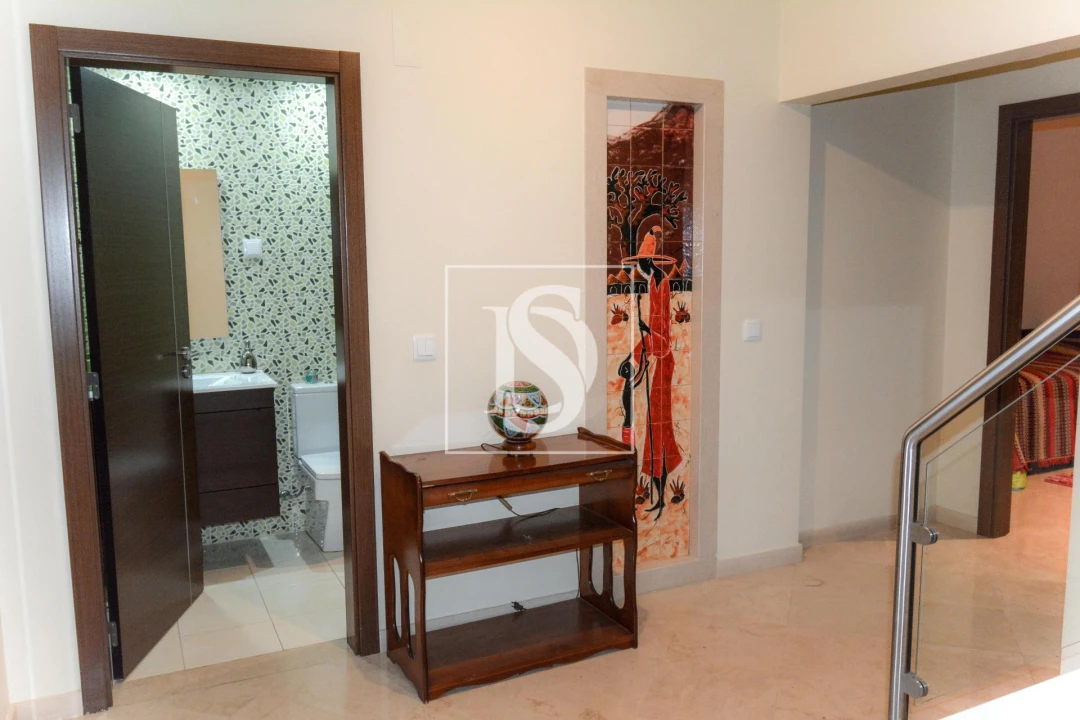 Moradia T5 para Venda em São João Baptista e Santa Maria dos Olivais Foto 12