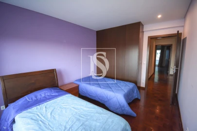 Moradia T5 para Venda em São João Baptista e Santa Maria dos Olivais