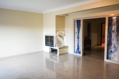 Moradia T5 para Venda em São João Baptista e Santa Maria dos Olivais