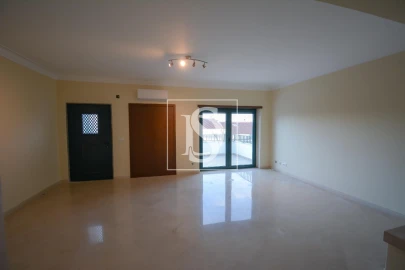 Moradia T5 para Venda em São João Baptista e Santa Maria dos Olivais