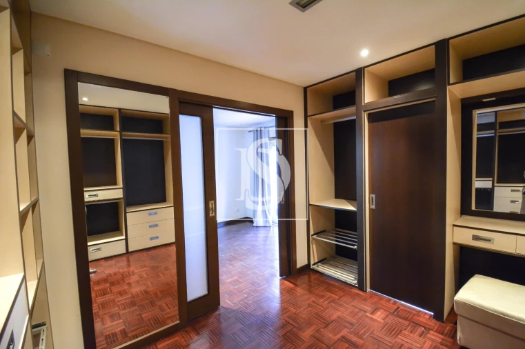 Moradia T5 para Venda em São João Baptista e Santa Maria dos Olivais Foto 17