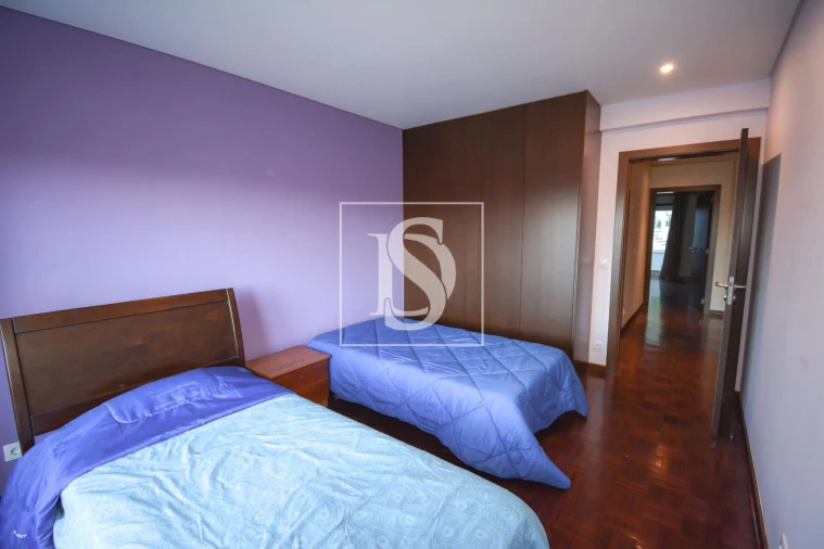 Moradia T5 para Venda em São João Baptista e Santa Maria dos Olivais Foto 20