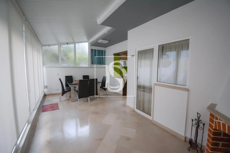 Moradia T5 para Venda em São João Baptista e Santa Maria dos Olivais Foto 11