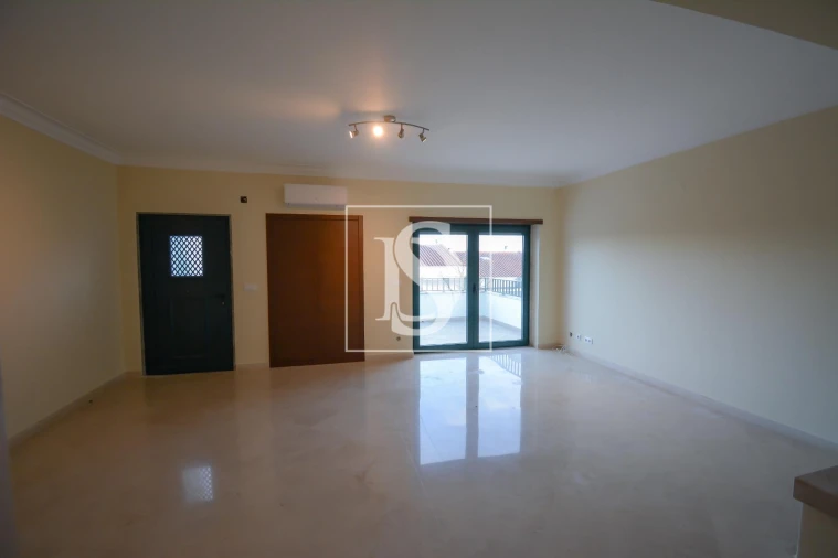 Moradia T5 para Venda em São João Baptista e Santa Maria dos Olivais Foto 4