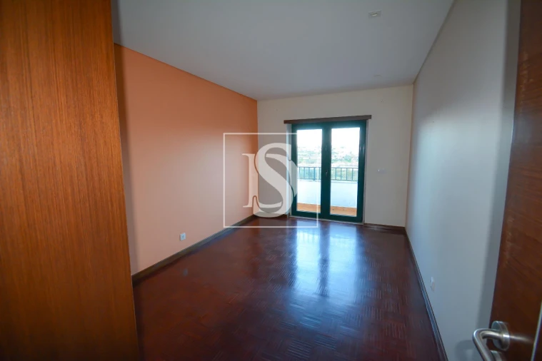 Moradia T5 para Venda em São João Baptista e Santa Maria dos Olivais Foto 19