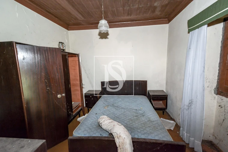 Moradia T4 para Venda em Casais e Alviobeira Foto 7