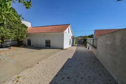 Moradia T2 para Venda em Abrantes (São Vicente e São João) e Alferrarede