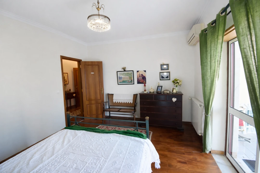 Apartamento T3 para Venda em São João Baptista e Santa Maria dos Olivais Foto 12