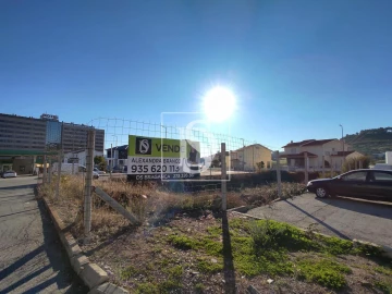 Terreno para Venda em Sé, Santa Maria e Meixedo