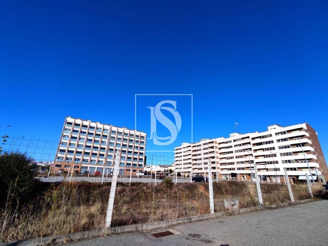 Terreno para Venda em Sé, Santa Maria e Meixedo Foto 5