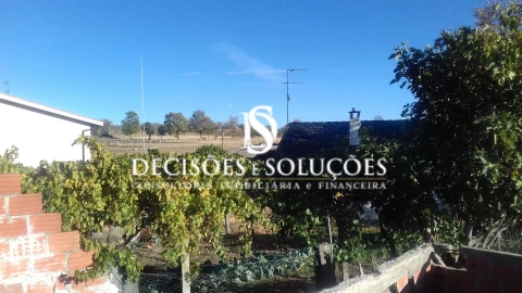 Moradia T4 para Venda em Baçal