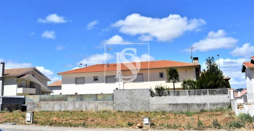 Terreno para Venda em Samil