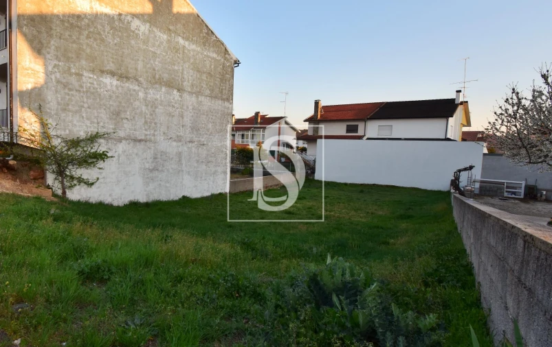 Terreno para Venda em Sé, Santa Maria e Meixedo Foto 4
