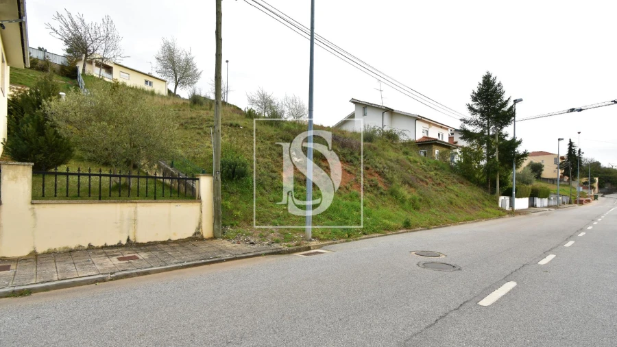 Terreno para Venda em Samil