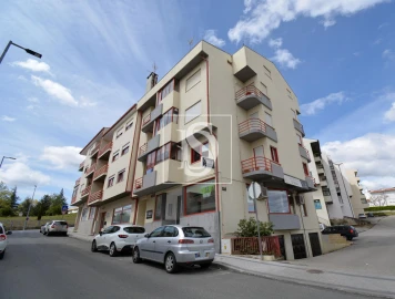 Negócio para Venda em Sé, Santa Maria e Meixedo