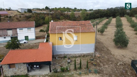 Moradia T2 para Venda em Outeiro