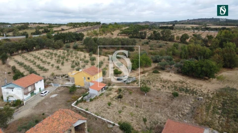 Moradia T2 para Venda em Outeiro