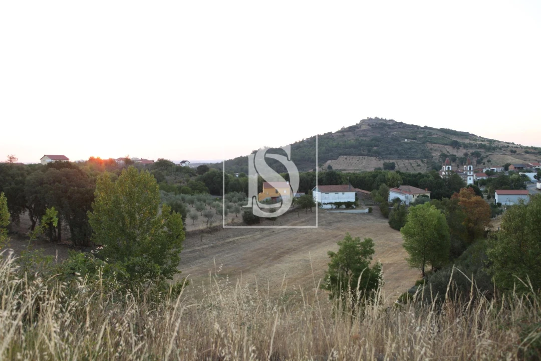 Moradia T2 para Venda em Outeiro Foto 27