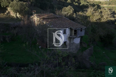 Quinta T0 para Venda em Sé, Santa Maria e Meixedo