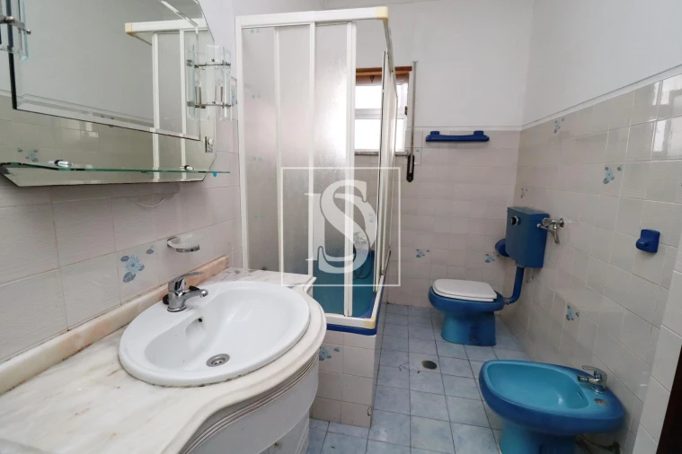 Moradia T3 para Venda em Samil Foto 16