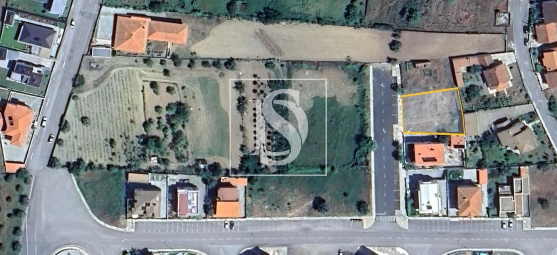 Terreno para Venda em Sé, Santa Maria e Meixedo Foto 8