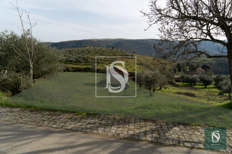 Terreno para Venda em Alfaião Foto 5
