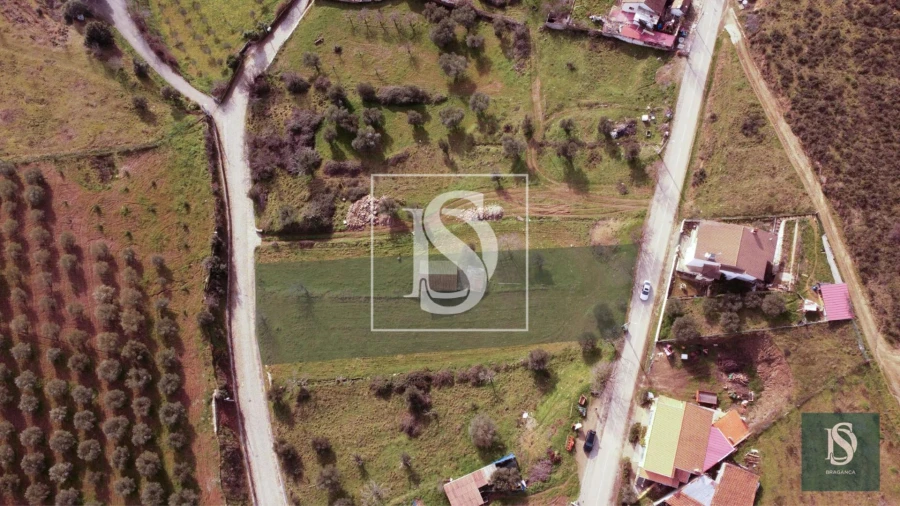 Terreno para Venda em Alfaião Foto 7