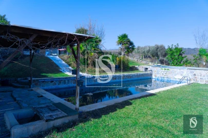 Terreno para Venda em Sé, Santa Maria e Meixedo