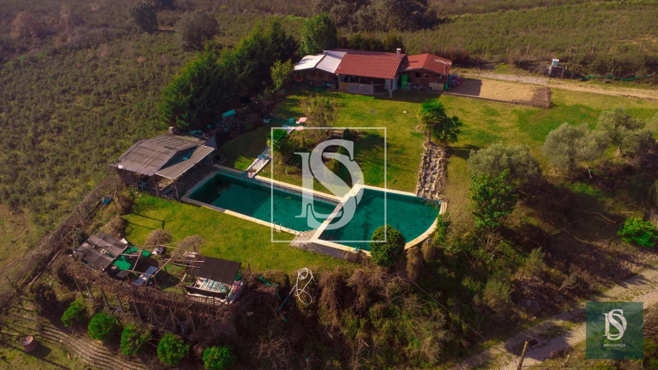 Terreno para Venda em Sé, Santa Maria e Meixedo Foto 1