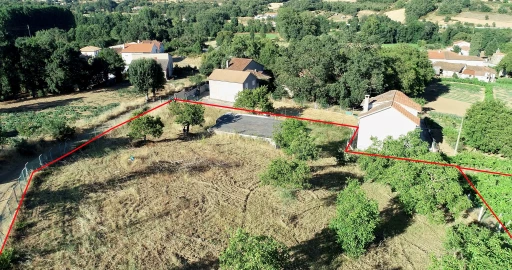 Terreno para Venda em Castro de Avelãs