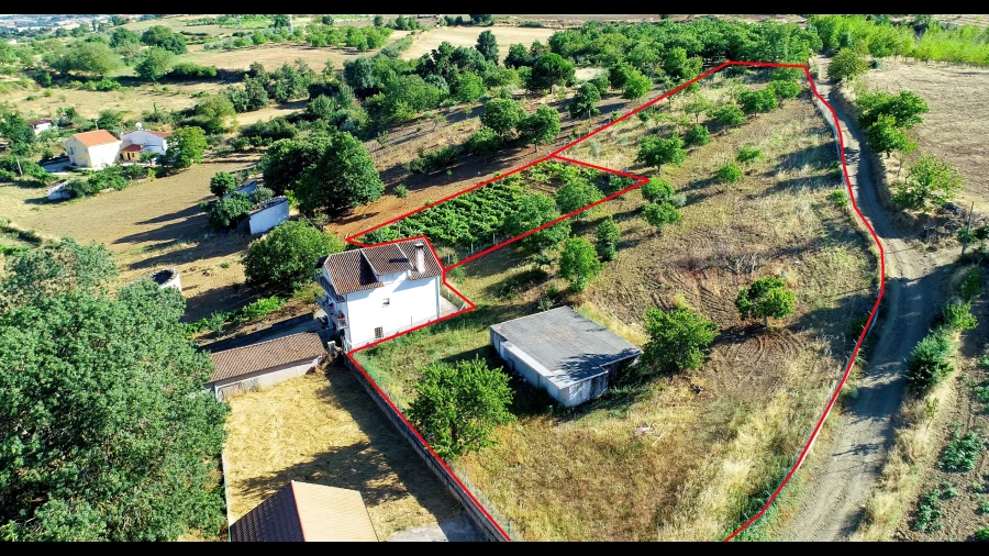 Terreno para Venda em Castro de Avelãs