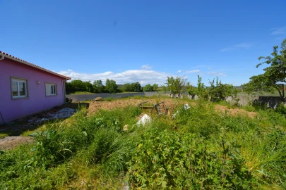 Moradia T5 para Venda em Rebordãos