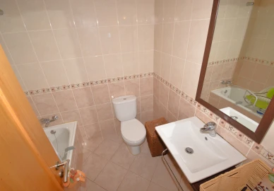 Moradia T5 para Venda em Rebordãos