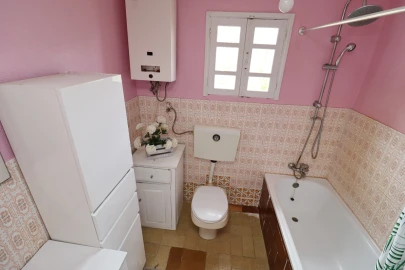 Moradia T3 para Venda em Santa Comba de Rossas