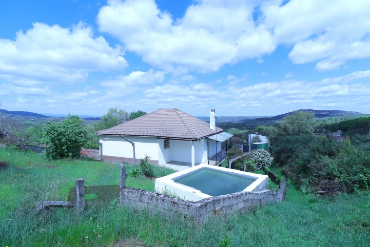 Moradia T3 para Venda em Santa Comba de Rossas Foto 25