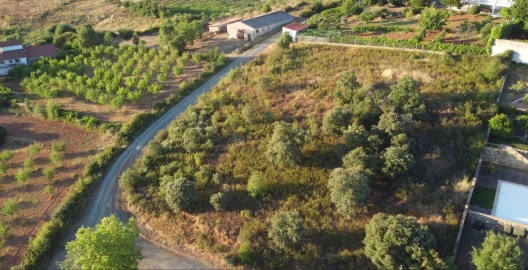 Terreno para Venda em Sé, Santa Maria e Meixedo