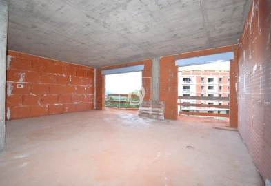 Apartamento T3 para Venda em Sé, Santa Maria e Meixedo