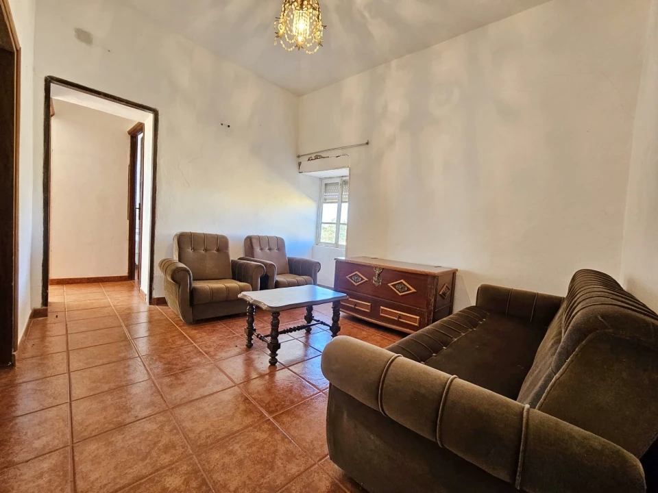 Moradia T3 para Venda em Parada e Faílde Foto 11