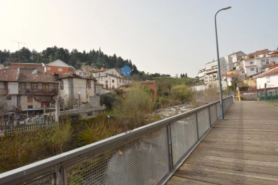 Moradia T5 para Venda em Sé, Santa Maria e Meixedo