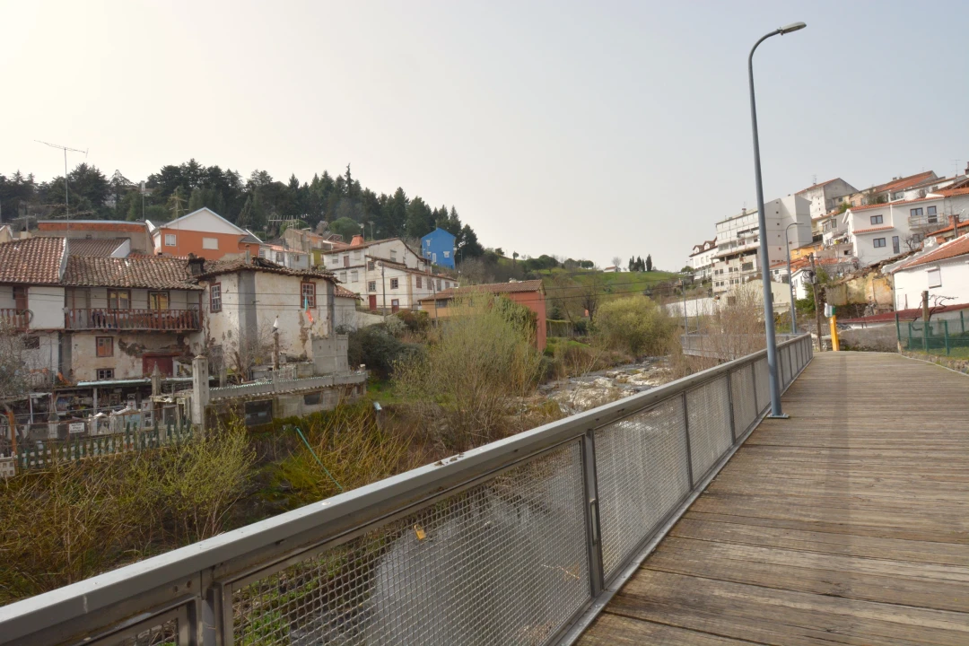 Moradia T5 para Venda em Sé, Santa Maria e Meixedo Foto 3