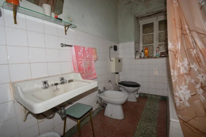 Moradia T0 para Venda em Sé, Santa Maria e Meixedo