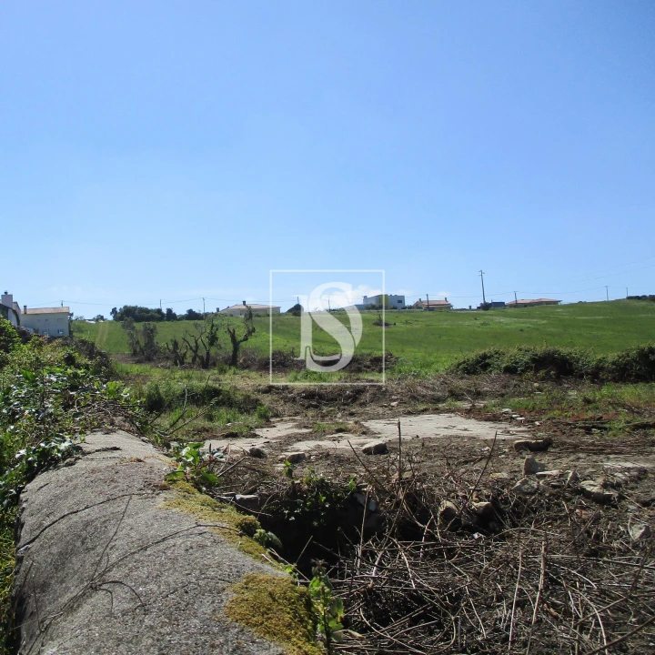 Moradia T3 para Venda em Maiorca Foto 6