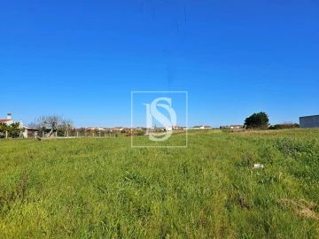 Terreno para Venda em Alqueidão