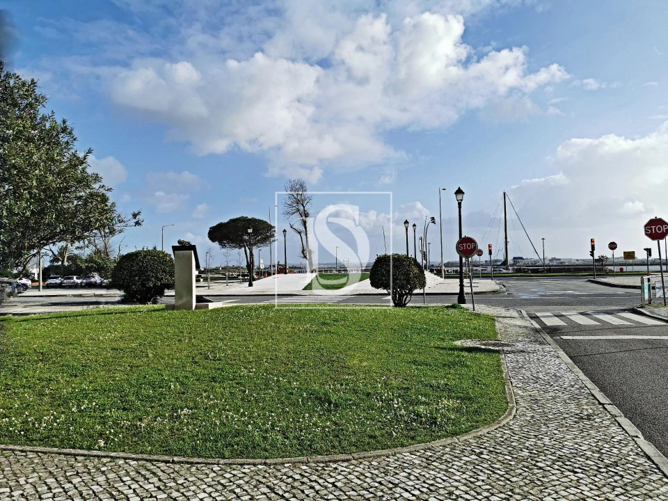 Loja para Venda em Buarcos Foto 13